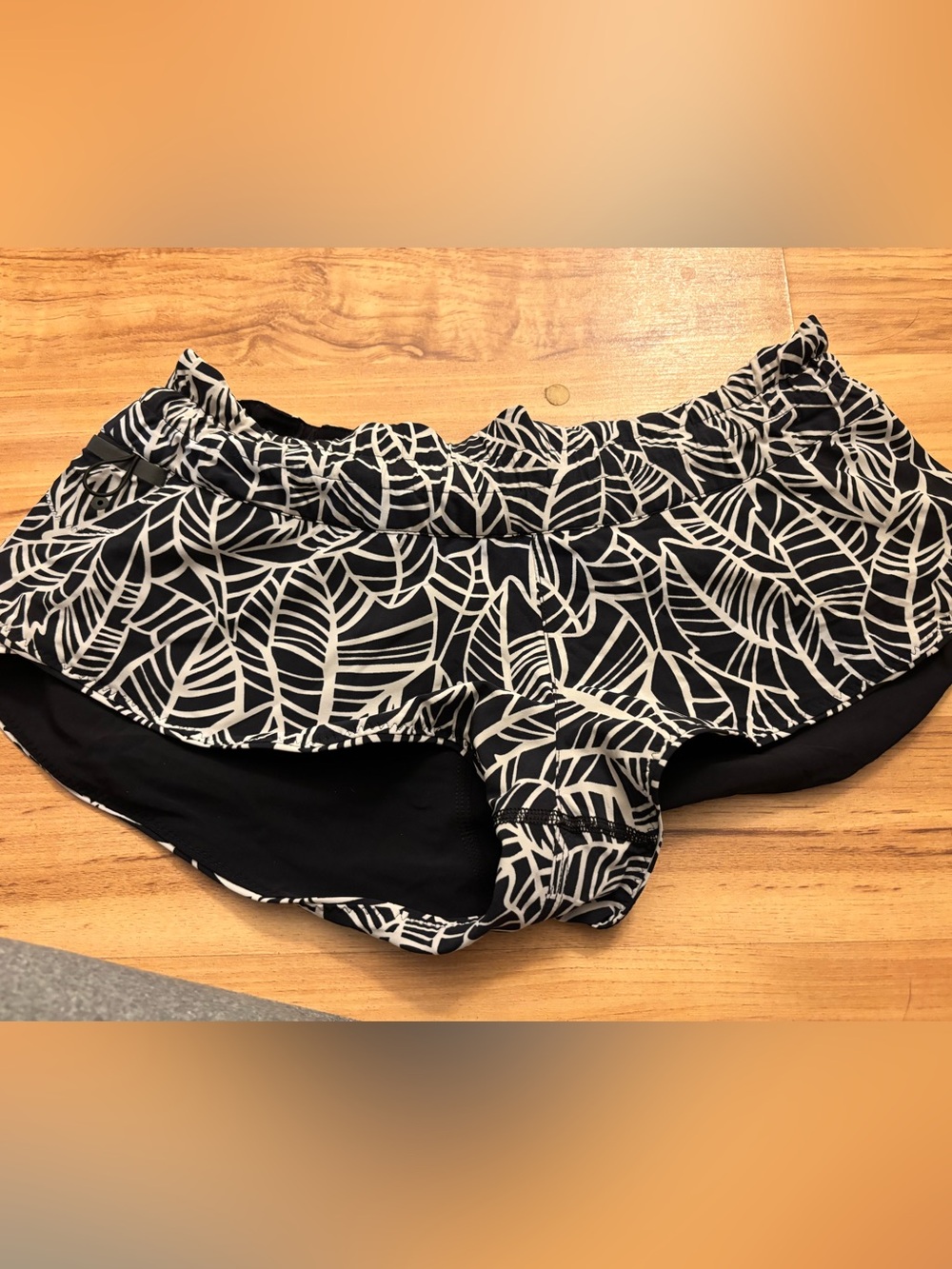 Lululemon Leaf Print Swim shorts